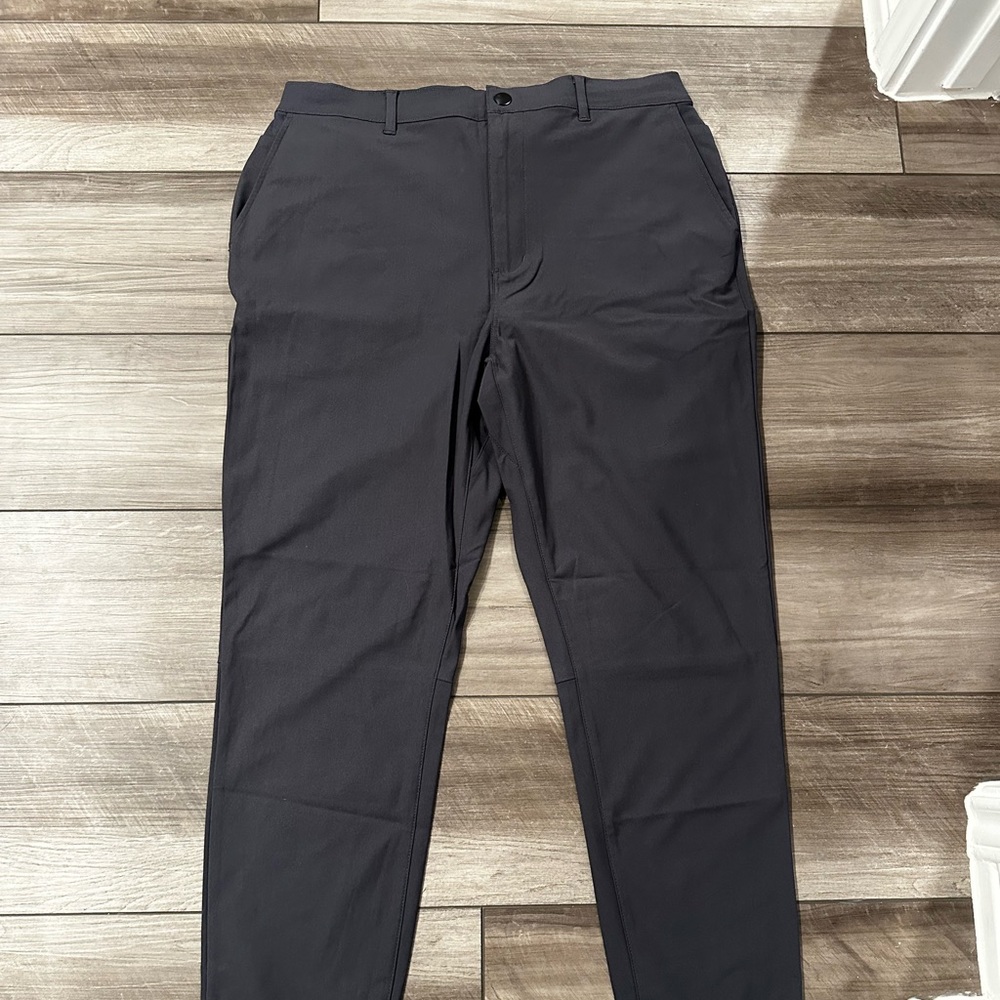 Cuts Men's Dark Purple Jogger Pants